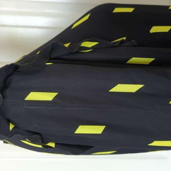 Alice + Olivia Beatrix Puff-Sleeve Shift Women's Dress - Picture 10 of 12